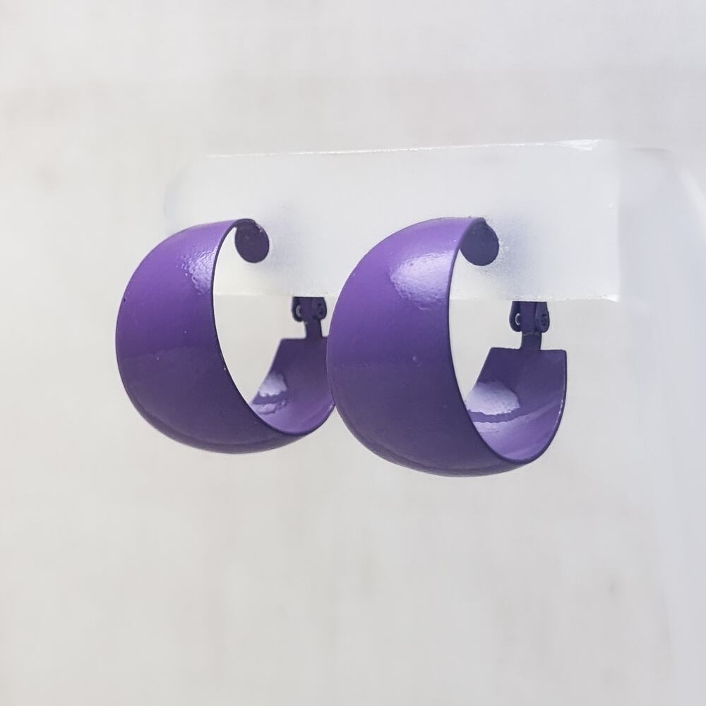 Vintage Clip On Earrings 1 " Statement Purple Retro Chunky Hoops